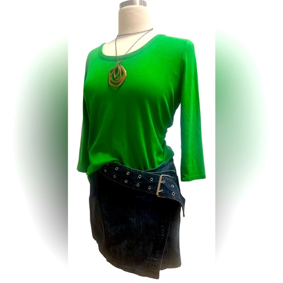 Talbots Vibrant Green Women's ๐ T-shirt - Picture 4 of 6